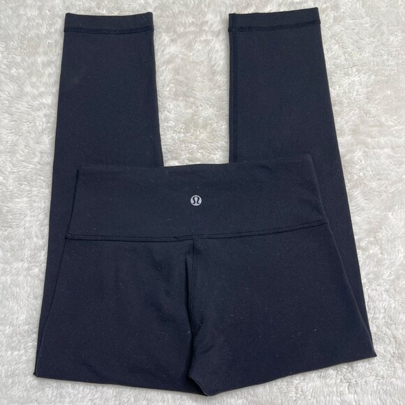 Lululemon Women's Black Low Rise Cropped Leggings Size 2 - Picture 1 of 8